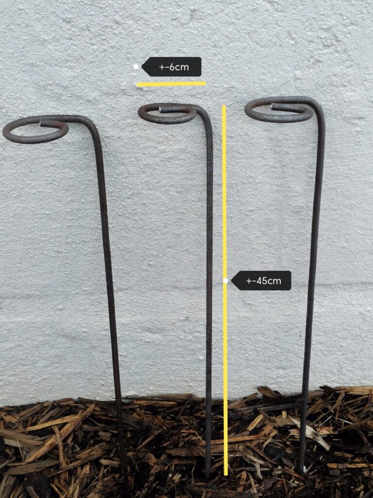 Set of 3 X 6mm Short Stakes